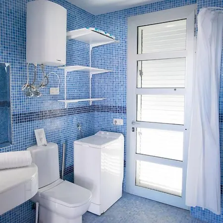 Peaceful Modern באיאמר